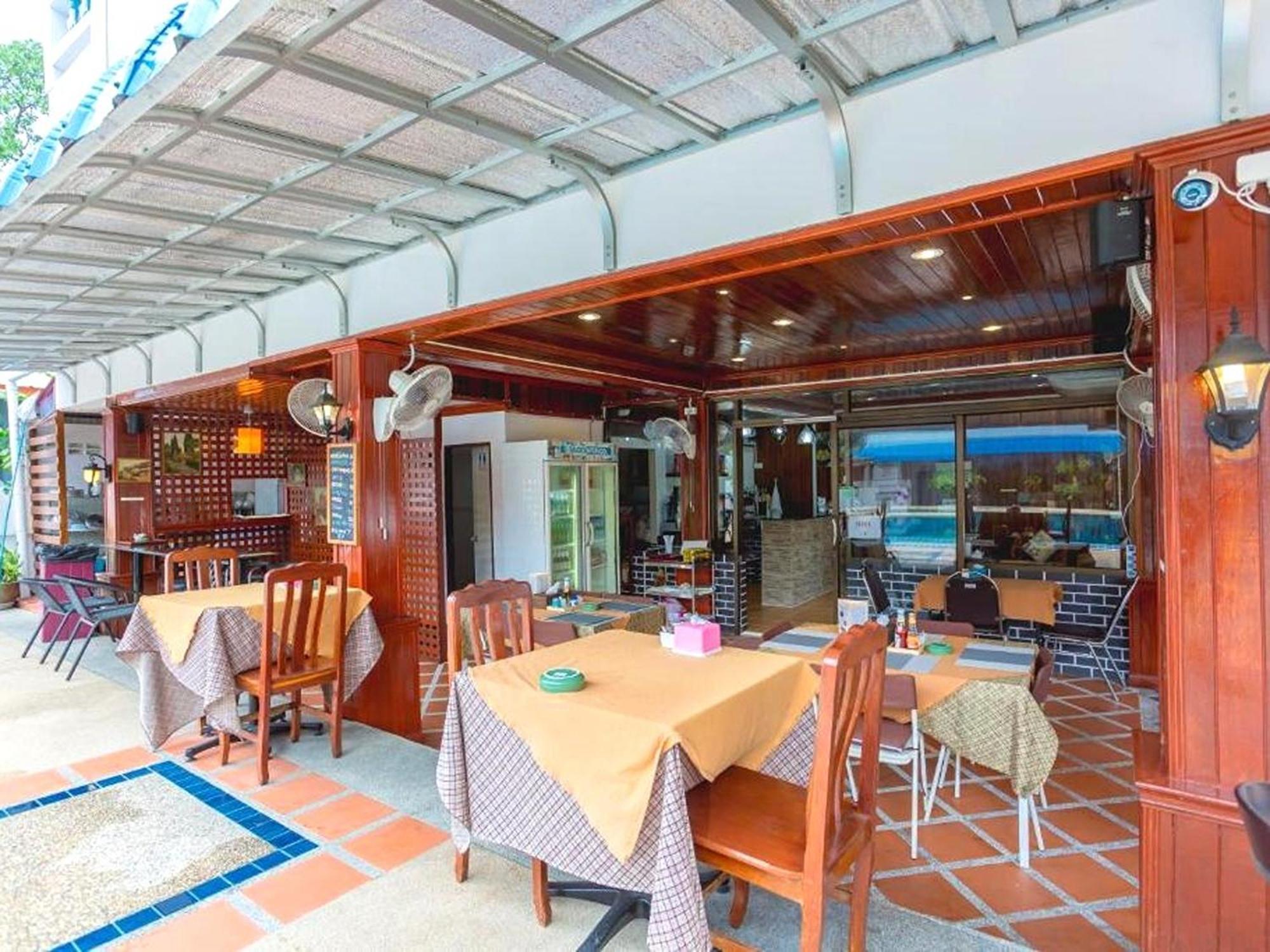 Rabbit Mansion Patong Hotel Exterior photo